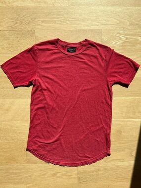 Goodlife Triblend Scallop Short Sleeve T-Shirt Heather Red Men’s Size Medium